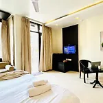 Bluo Studio - M Block Mkt Greater Kailash
